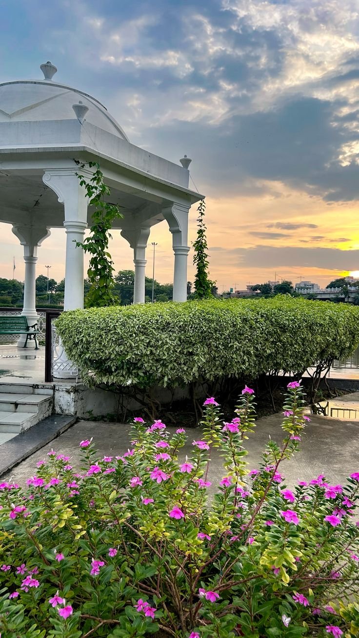 Gomti Riverfront Evening