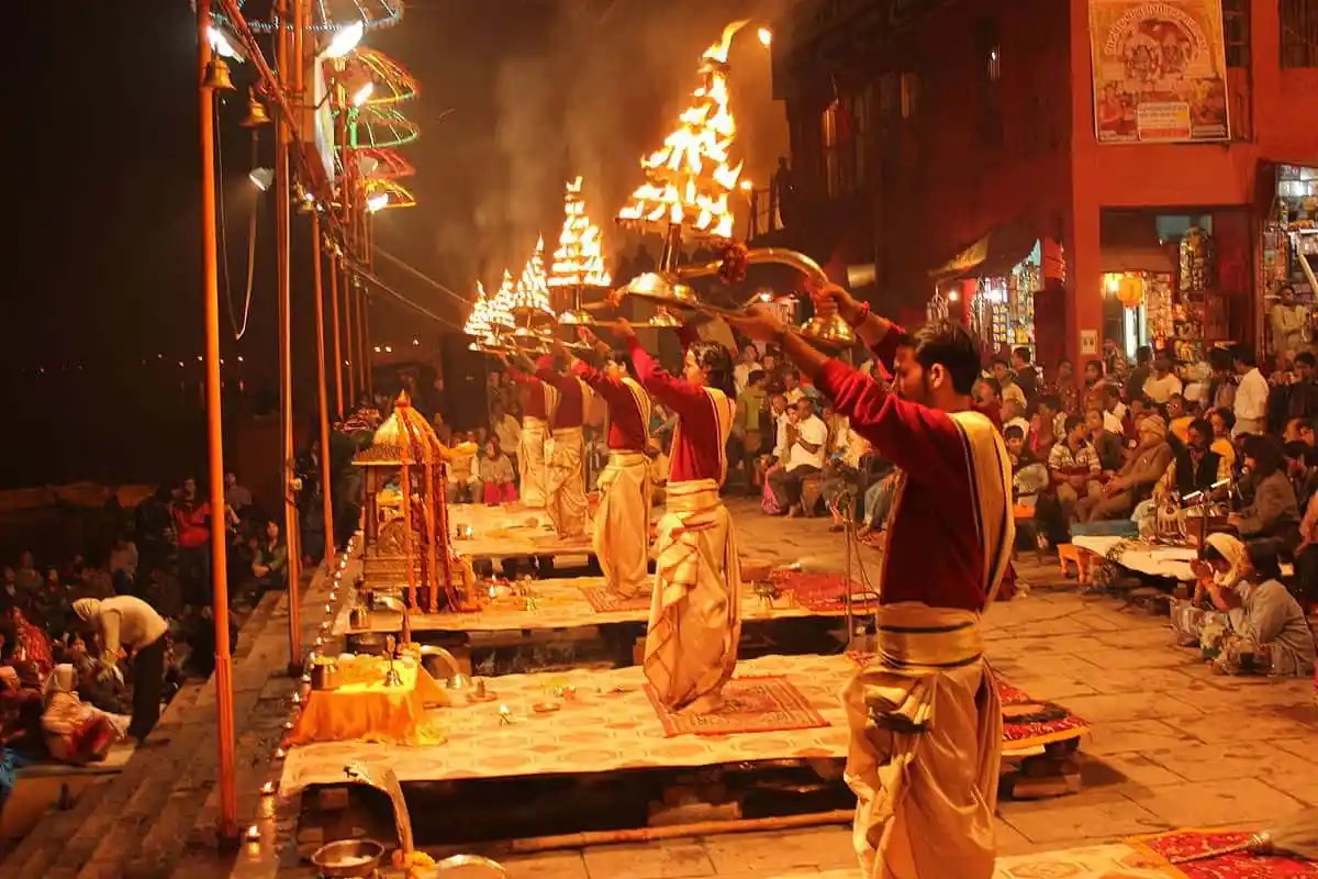 Ghat Aarti — Ramayan Yatra